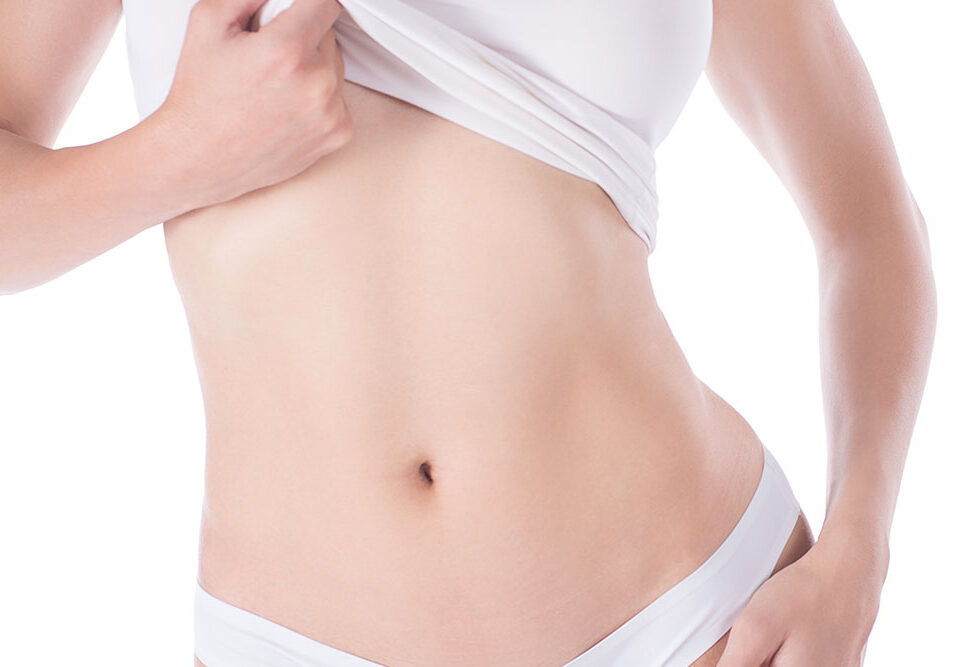 Comment puis-je réduire l'œdème après une plastie abdominale ?